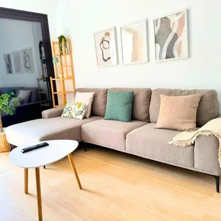 Cozy & Terrace Apartament5 アパート *