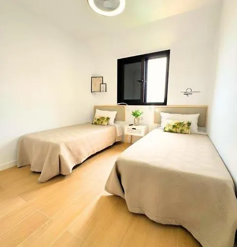 Apartament Cozy&terrace Apartament5 *